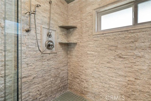 2111 Vista Dorado, Newport Beach, CA 92660