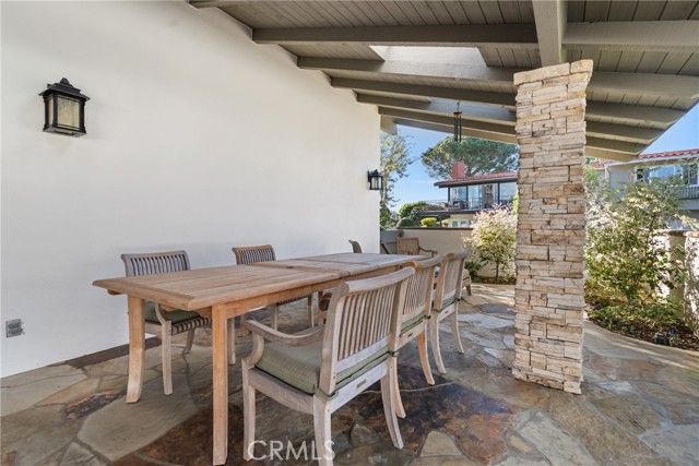 2111 Vista Dorado, Newport Beach, CA 92660