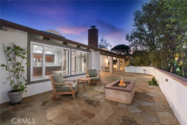 2111 Vista Dorado, Newport Beach, CA 92660