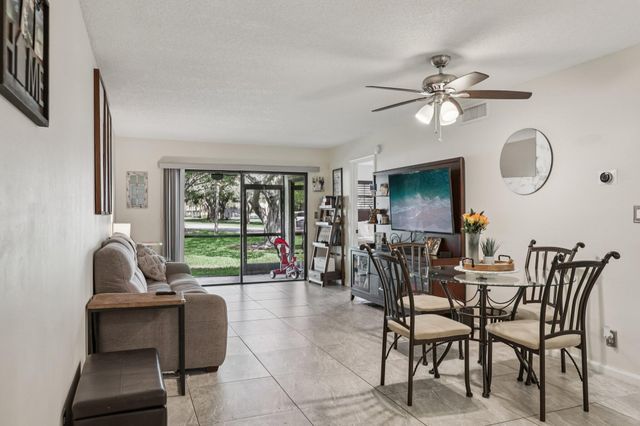 301 Olivewood Place Unit 0130, Boca Raton, FL 33431