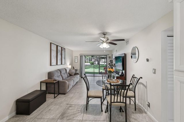 301 Olivewood Place Unit 0130, Boca Raton, FL 33431