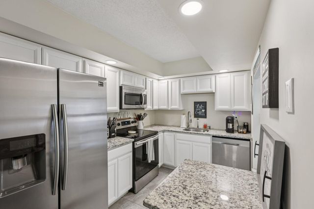 301 Olivewood Place Unit 0130, Boca Raton, FL 33431