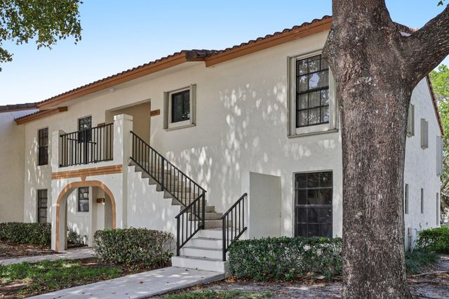 301 Olivewood Place Unit 0130, Boca Raton, FL 33431