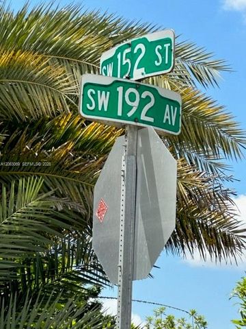13105 SW 199th Avenue, Miami, FL 33177