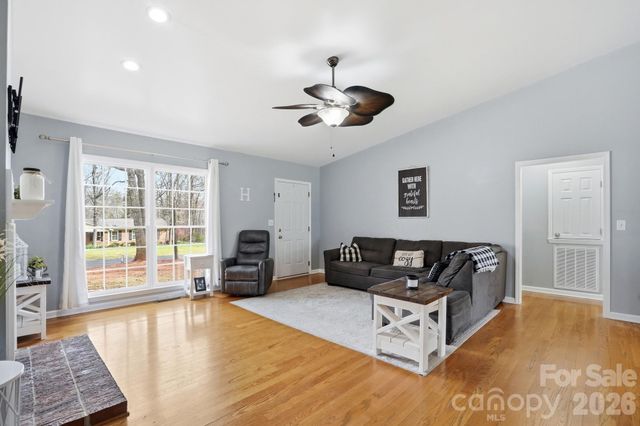 3704 Dakeita Circle, Concord, NC 28025