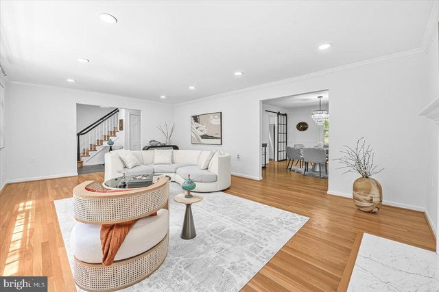 4025 N RIVER ST, Arlington, VA 22207