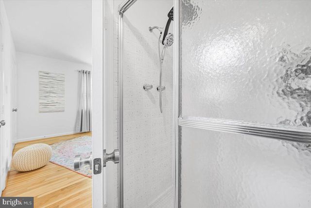 4025 N RIVER ST, Arlington, VA 22207