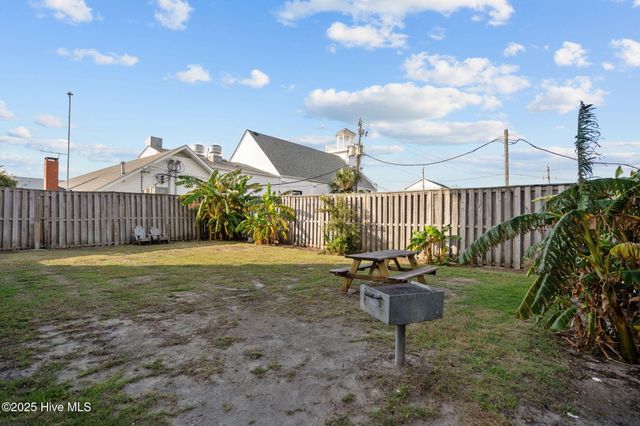 108 Lake Park Boulevard 307, Carolina Beach, NC 28428