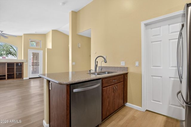 10416 W RUNION Drive, Peoria, AZ 85382