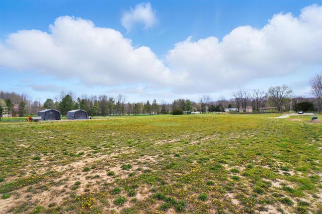 6115 Graessle Road, London, OH 43140