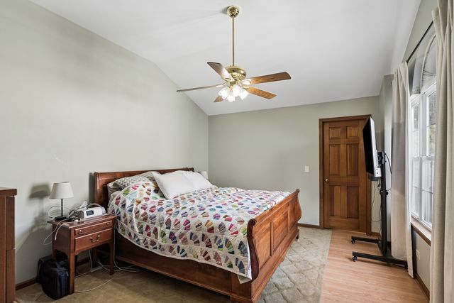 36143 N Springbrook Lane, Gurnee, IL 60031