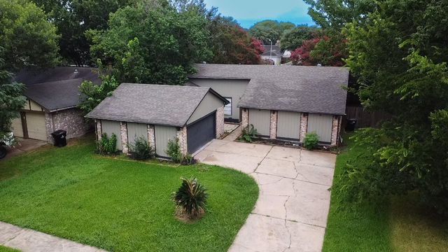 3731 Gamlin Bend Drive, Houston, TX 77082