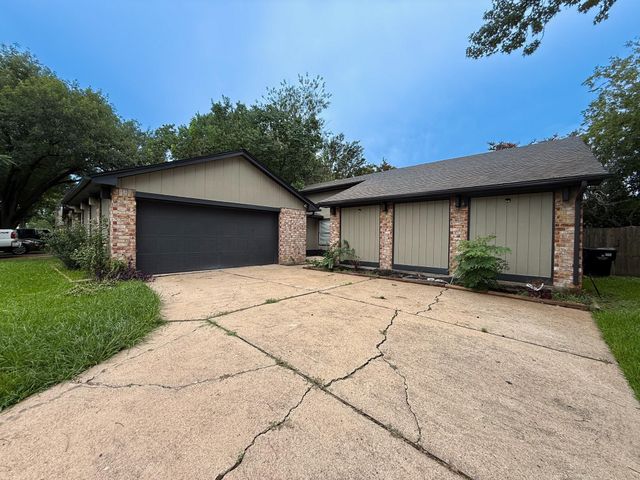 3731 Gamlin Bend Drive, Houston, TX 77082