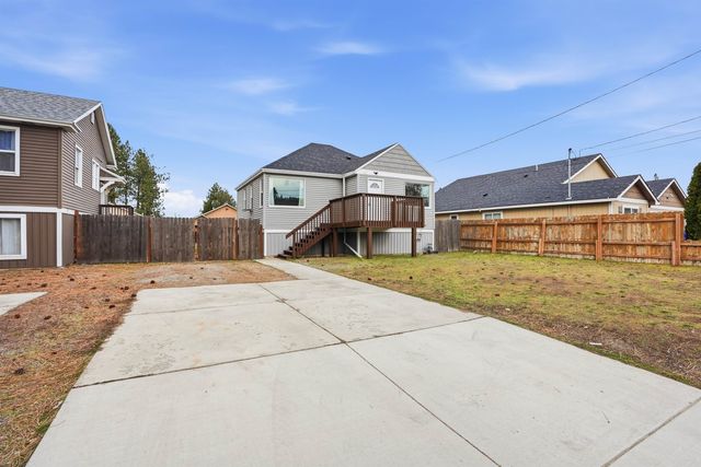 6113 E 8th Ave, Spokane Valley, WA 99212