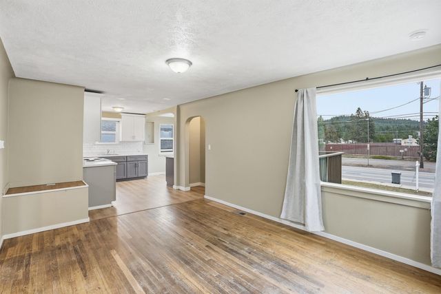 6113 E 8th Ave, Spokane Valley, WA 99212