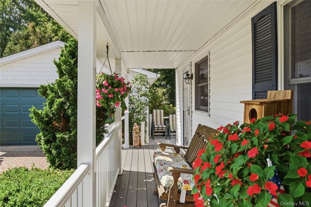 8 Harrison Avenue, East Setauket, NY 11733