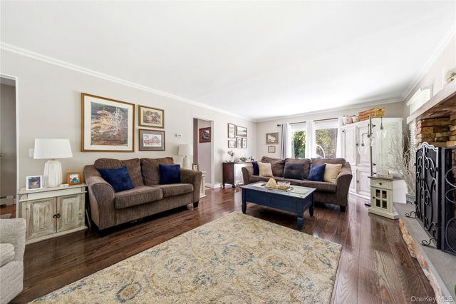 8 Harrison Avenue, East Setauket, NY 11733