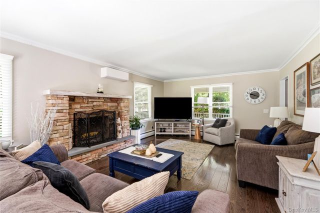 8 Harrison Avenue, East Setauket, NY 11733