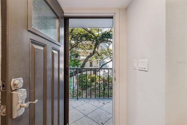 105 4TH AVENUE NE 226, St Petersburg, FL 33701