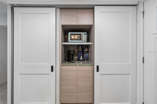 105 4TH AVENUE NE 226, St Petersburg, FL 33701