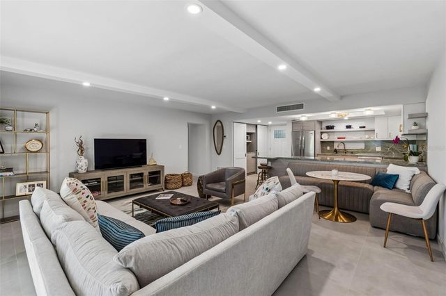 105 4TH AVENUE NE 226, St Petersburg, FL 33701