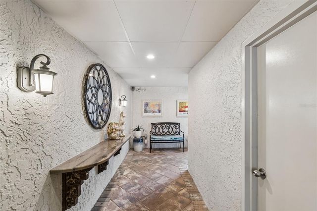 105 4TH AVENUE NE 226, St Petersburg, FL 33701