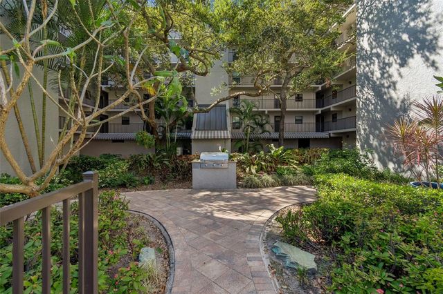 105 4TH AVENUE NE 226, St Petersburg, FL 33701