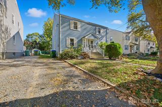 34 Macarthur Drive, Edison, NJ 08837