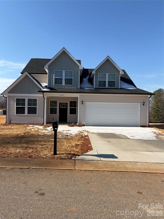 1209 Fall Day Circle SW, Lenoir, NC 28645