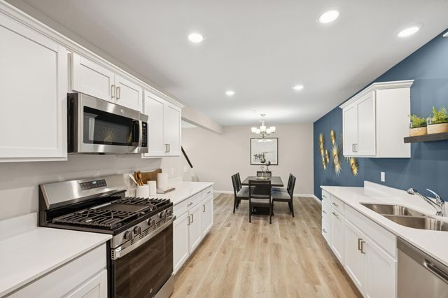 8856 Meadowcrest Drive NE, Monticello, MN 55328