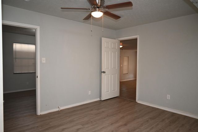 1021 N BEVERLY DRIVE, Wichita Falls, TX 76306
