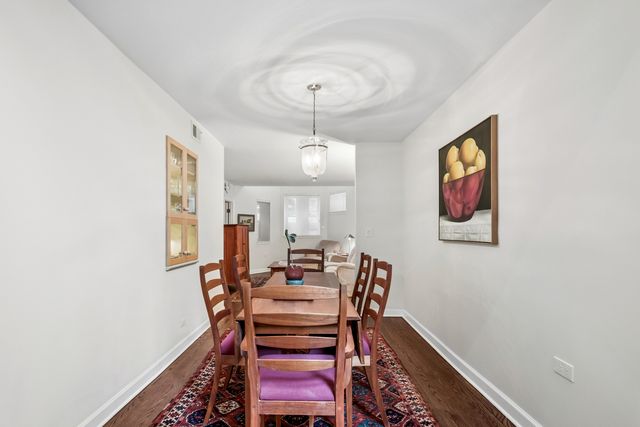 23 E Goethe Street B, Chicago, IL 60610