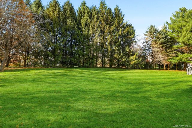 4 Fairview Court, Cross River, NY 10518