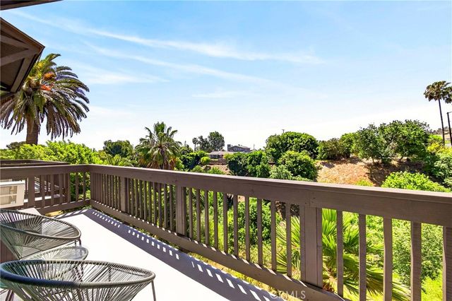 352 S Miraleste 313, San Pedro, CA 90732