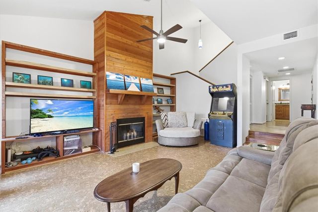 6050 RIVER TRACE ROAD, Tampa, FL 33617