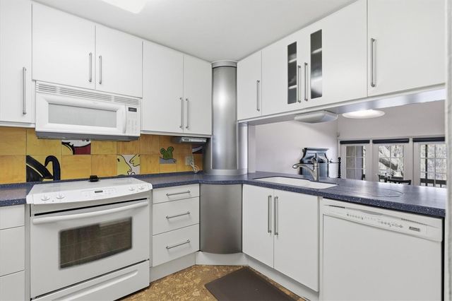 6050 RIVER TRACE ROAD, Tampa, FL 33617