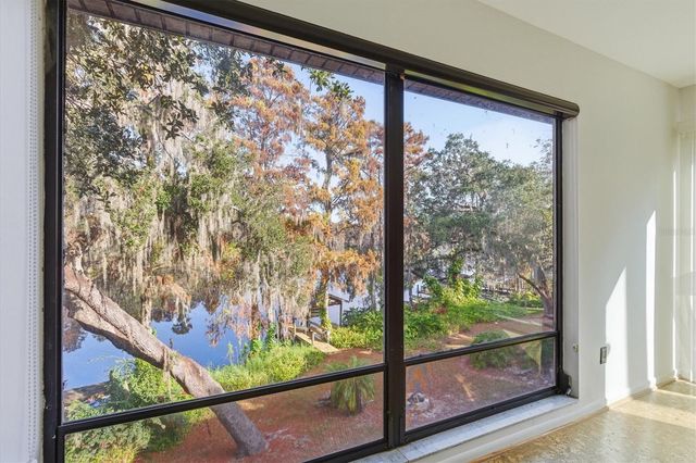 6050 RIVER TRACE ROAD, Tampa, FL 33617