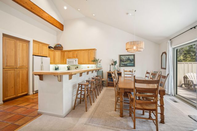 57742 Wallowa Lane, Sunriver, OR 97707