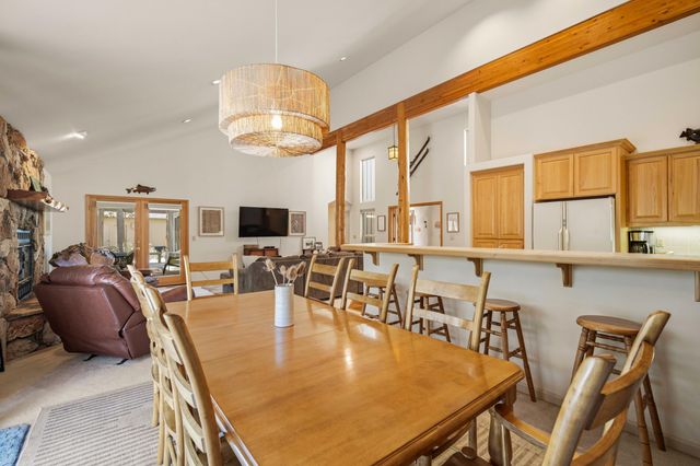 57742 Wallowa Lane, Sunriver, OR 97707