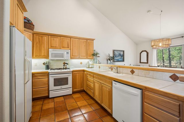 57742 Wallowa Lane, Sunriver, OR 97707