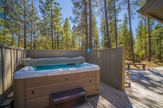 57742 Wallowa Lane, Sunriver, OR 97707