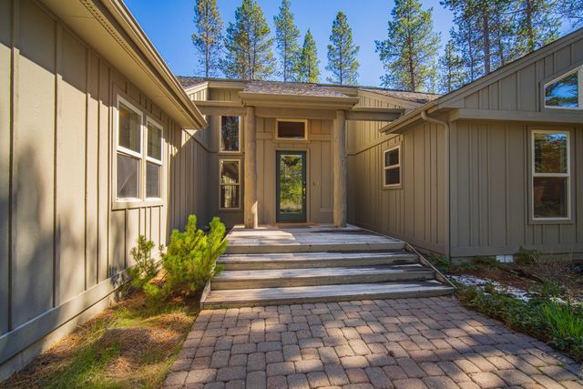 57742 Wallowa Lane, Sunriver, OR 97707