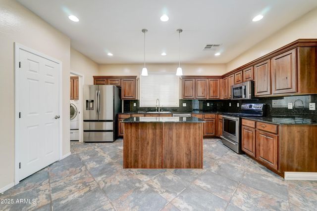 4364 E FOUNDATION Street, Gilbert, AZ 85234