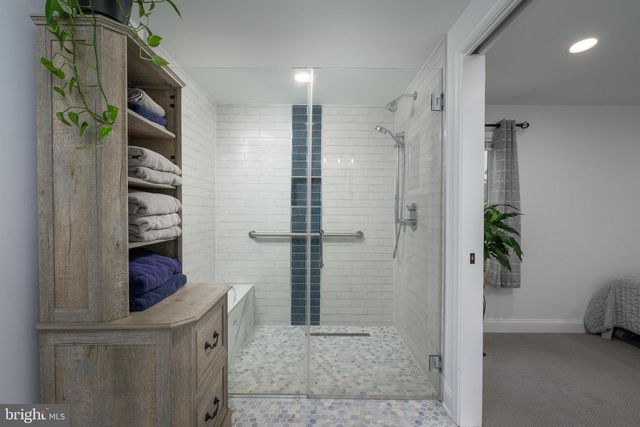 401 MAPLEHURST, Manchester, NJ 08759