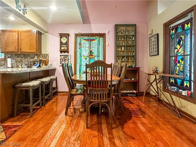 340 Tibbetts Wick Road, Girard, OH 44420