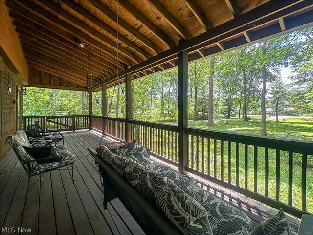 340 Tibbetts Wick Road, Girard, OH 44420