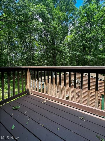 340 Tibbetts Wick Road, Girard, OH 44420