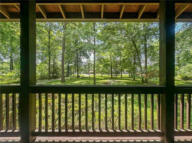 340 Tibbetts Wick Road, Girard, OH 44420