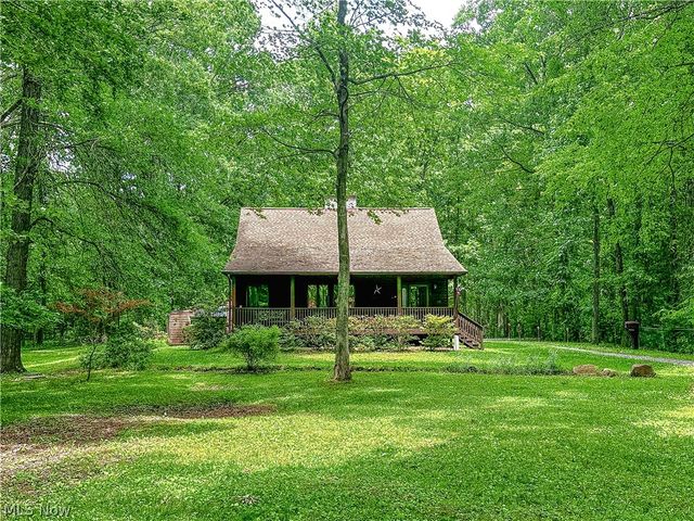340 Tibbetts Wick Road, Girard, OH 44420