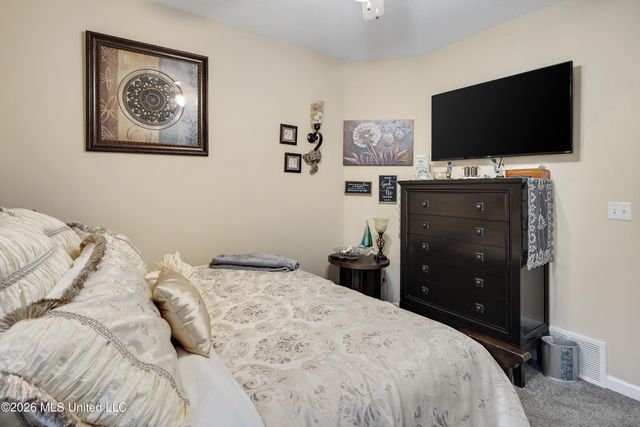 12868 Arbor Drive, Olive Branch, MS 38654